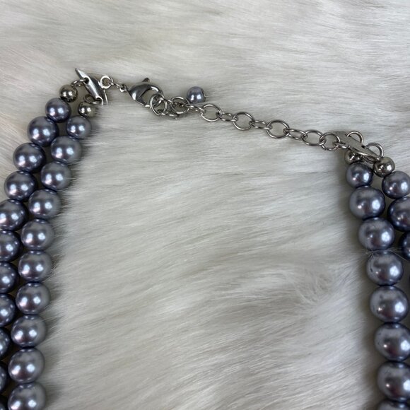Faux Pearl Multi-Strand Statement Fashion Necklace Gray Glass Beads 17-20" - Picture 7 of 7